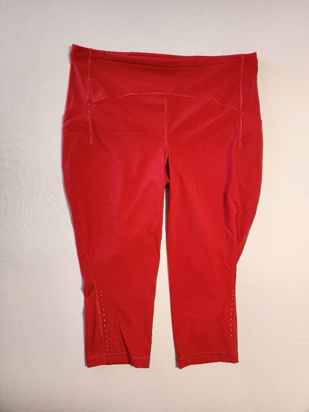 Lululemon Swift Speed High Rise Crop 21" Leggings Size 18 Red Pockets LW6CBKS